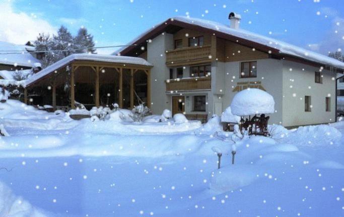 Rodinné apartmány Alpinka Oscadnica Esterno foto